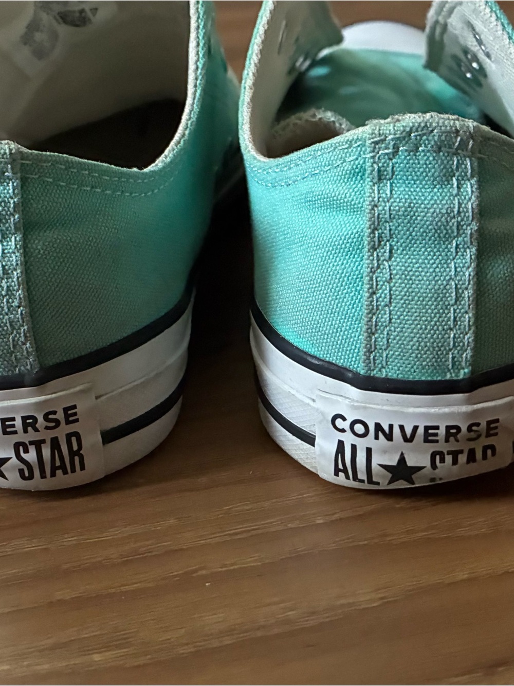 Converse - Picture 3 of 4